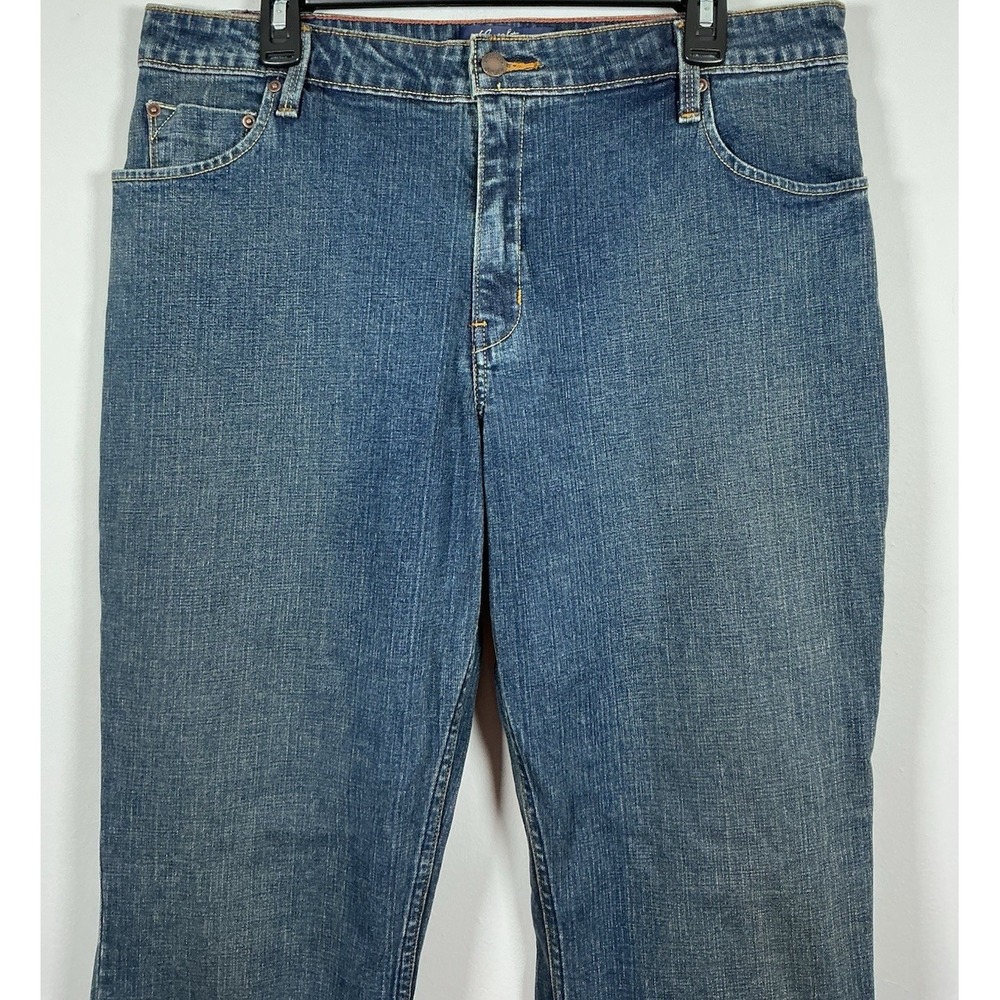 Levi Strauss & Co. Signature Jeans Womens Denim Stretch Mid Rise Bootcut Size 16 - Picture 2 of 6